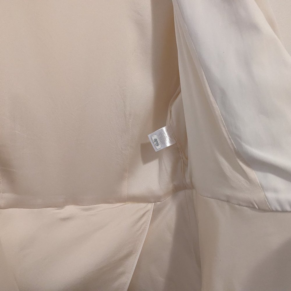 Alice + Olivia White Short Sleeve Peplum Wrap Blazer - Picture 13 of 16
